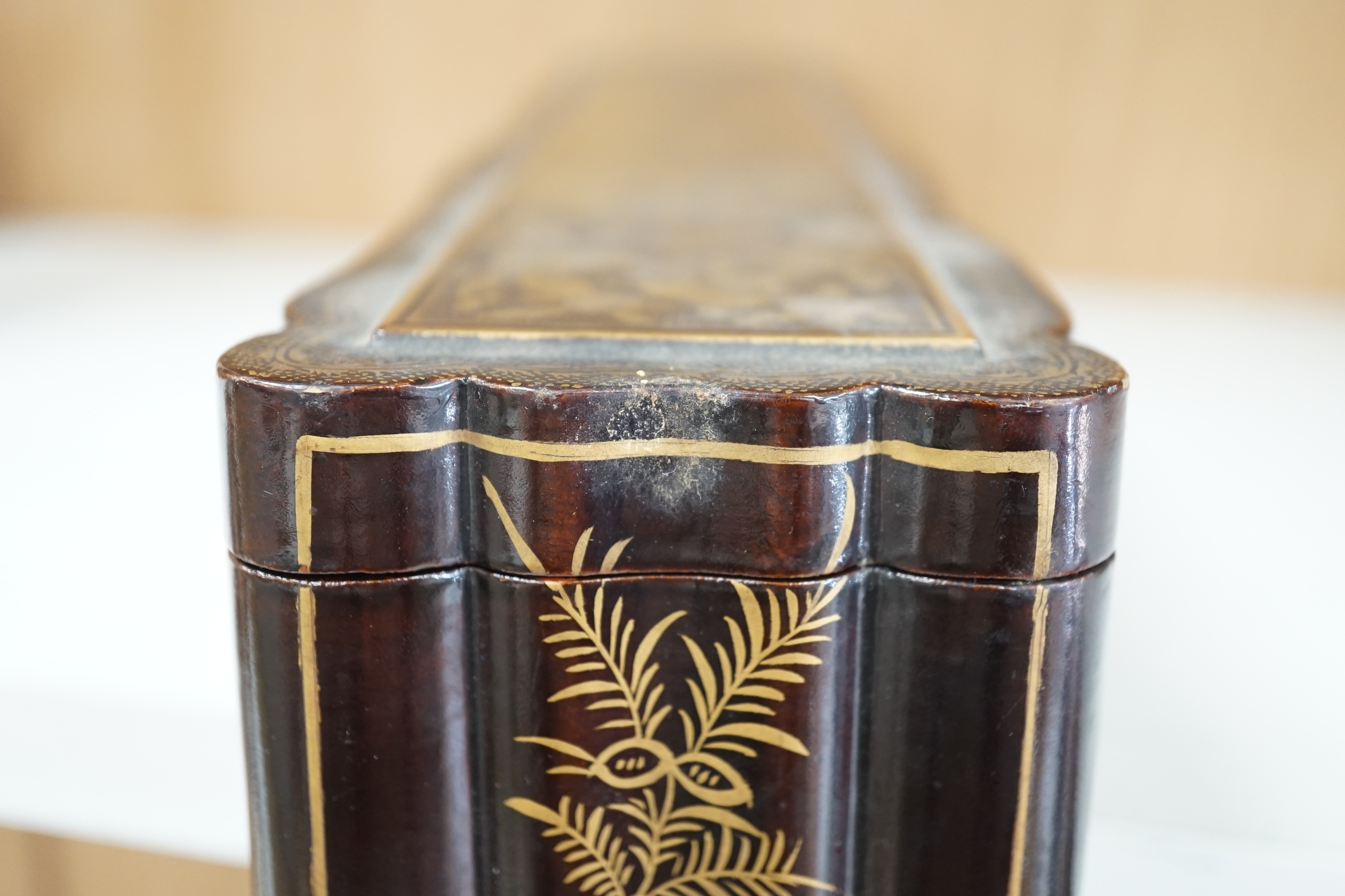 A 19th century Chinese export lacquer fan case, 40.5cm